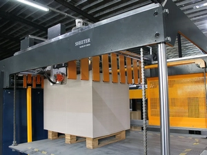 Automatic sheet jogger 